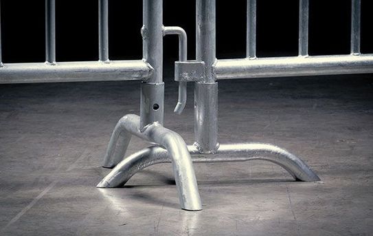 Bridge Feet for Metal Barricades